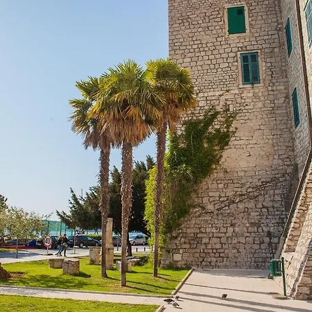 Apartments Laurus