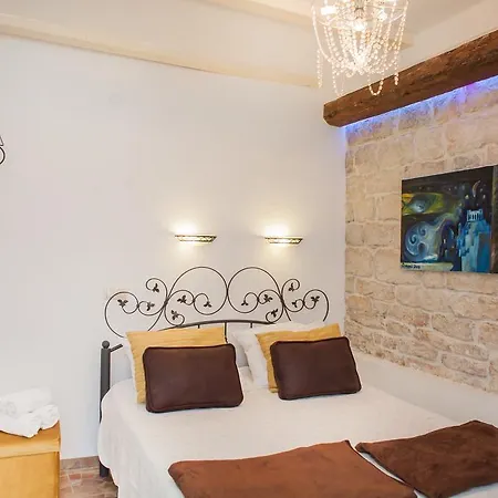 Apartments Laurus Apartman