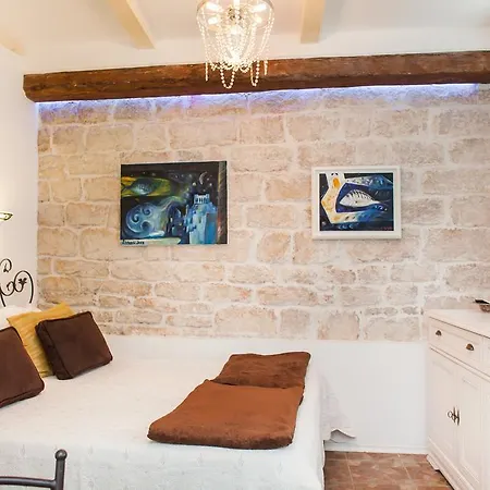 Apartments Laurus Sibenik