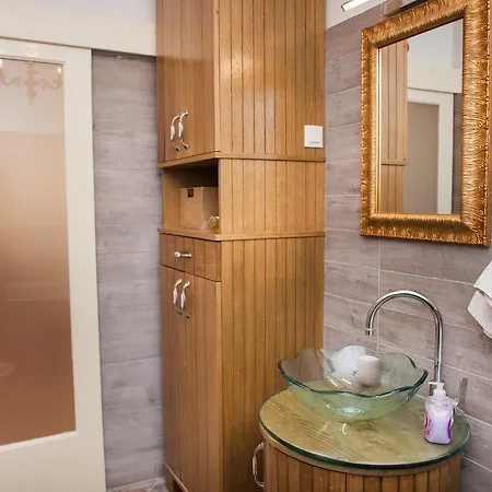 Apartman Apartments Laurus